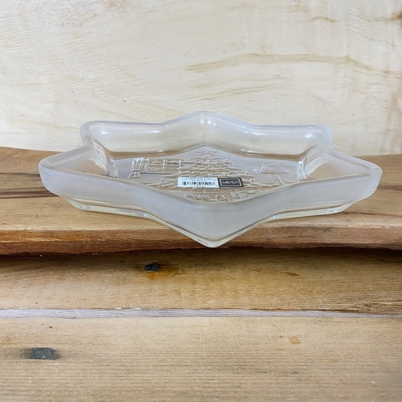 Mikasa Christmas Dish Germany NWT Glass Star Frosted‎ Candy - Picture 3 of 4